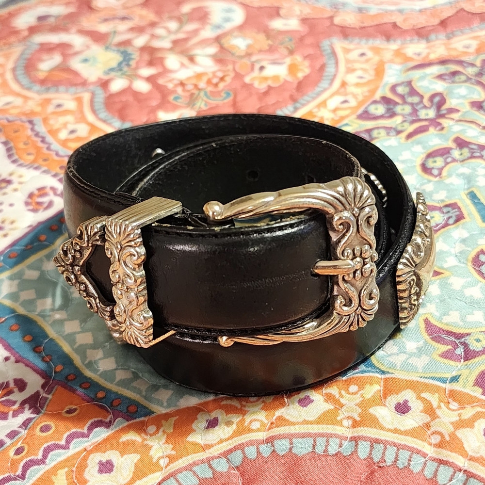 Vintage FOSSIL Genuine Leather Ornate Concho Belt | Size Medium | Black